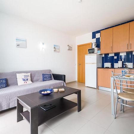 Bay View Apartment W/Pool 3-Min Walk To The Beach Albufeira Dış mekan fotoğraf