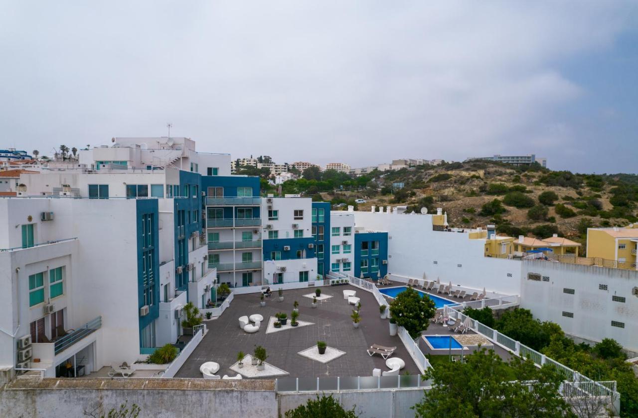 Bay View Apartment W/Pool 3-Min Walk To The Beach Albufeira Dış mekan fotoğraf