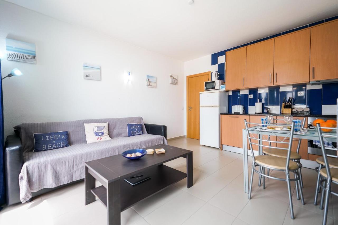Bay View Apartment W/Pool 3-Min Walk To The Beach Albufeira Dış mekan fotoğraf
